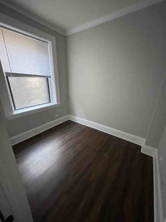 817 W Lakeside Pl #611 - Photo 3 of 17