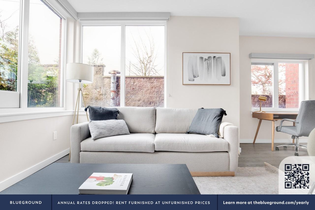 10001 Ne 1st St #279 - Photo 3 of 34