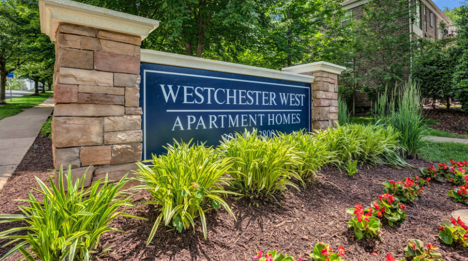 Westchester West Apartments - Photo 6 of 29