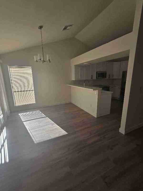 7121 W Sierra Vista Dr - Photo 6 of 21