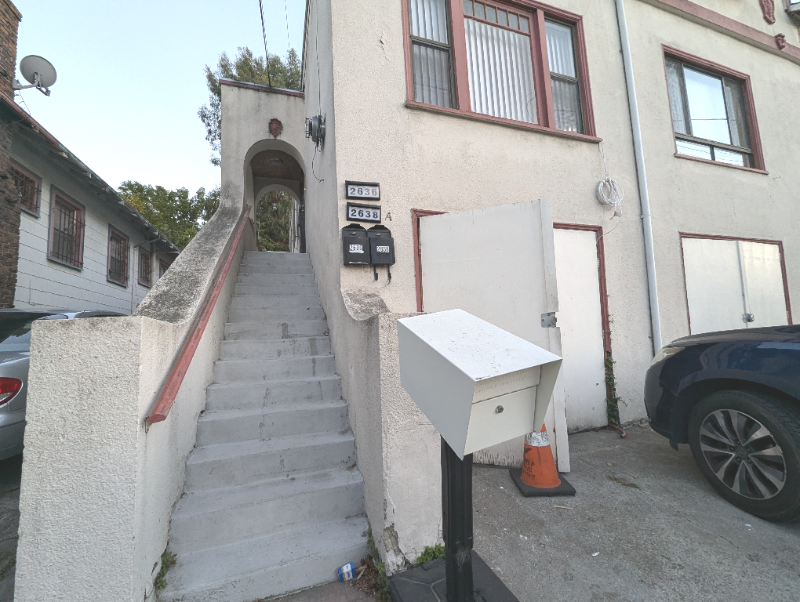 2638 14th Ave - Photo 3 of 13