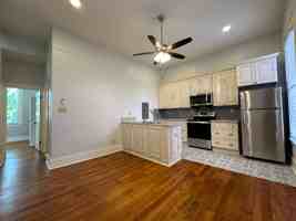 featured image of 518 E 8th St #D