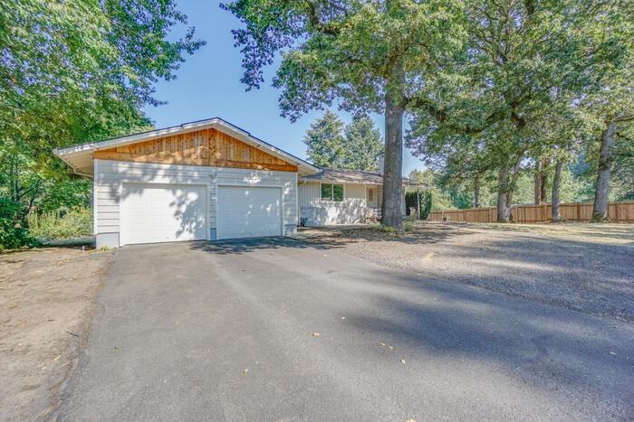 1707 N Devine Rd - Photo 2 of 50