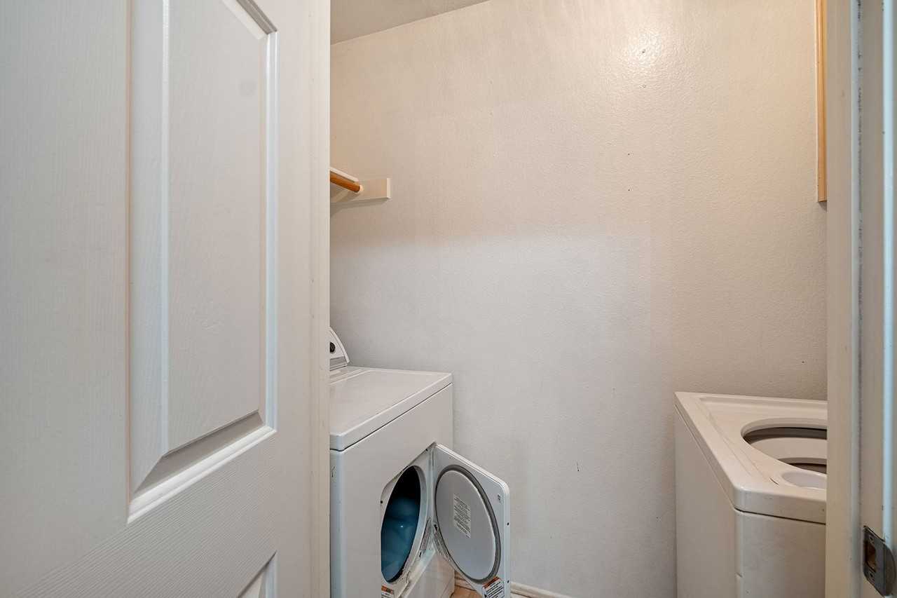 3012 Hill St - Photo 2 of 24