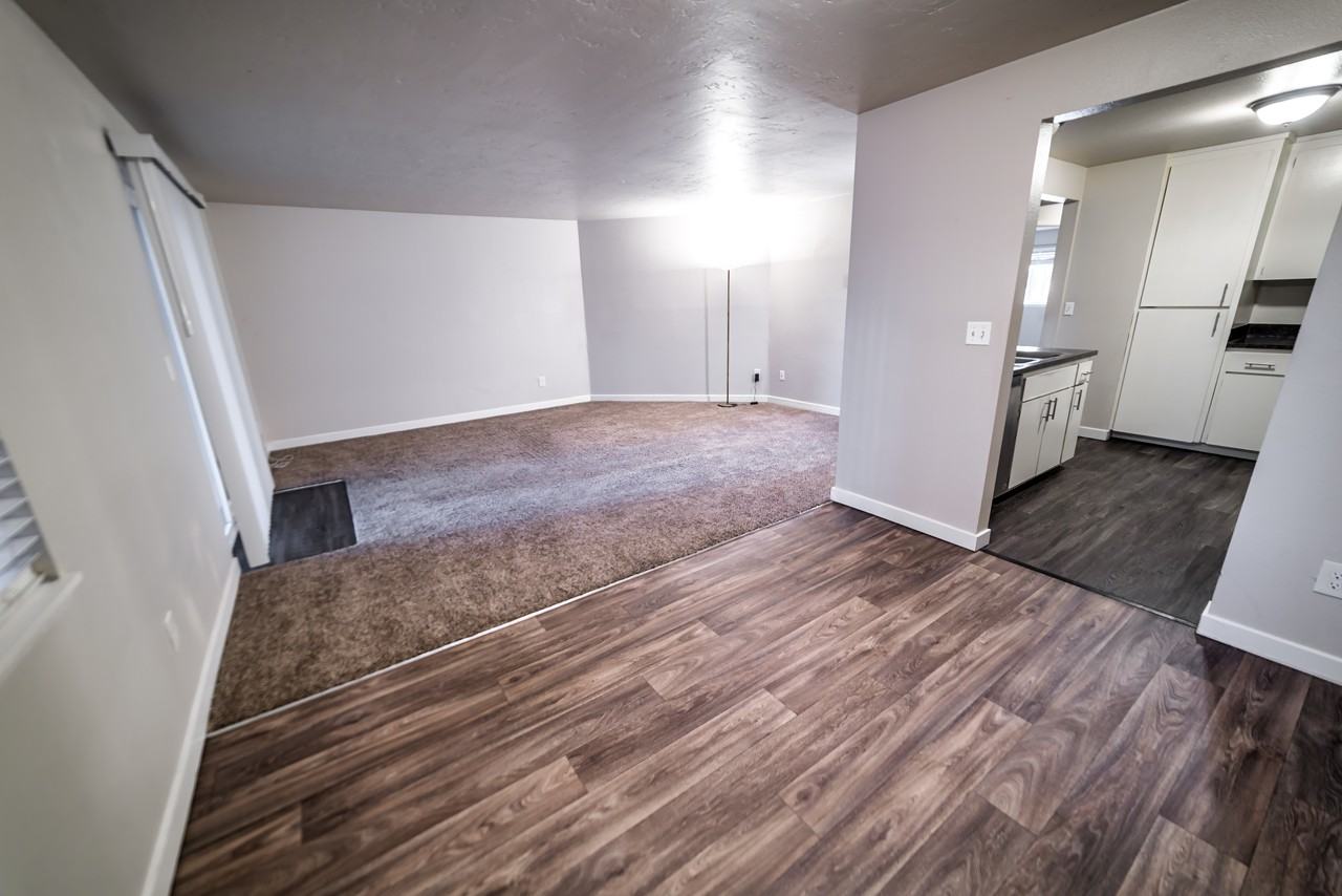 12817 4th Drive Southeast #8 - Photo 3 of 11