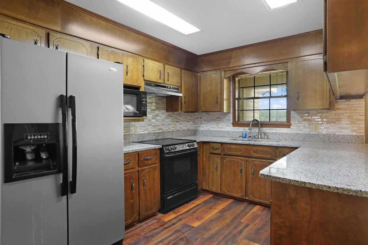 4832 Empire Rd - Photo 5 of 20