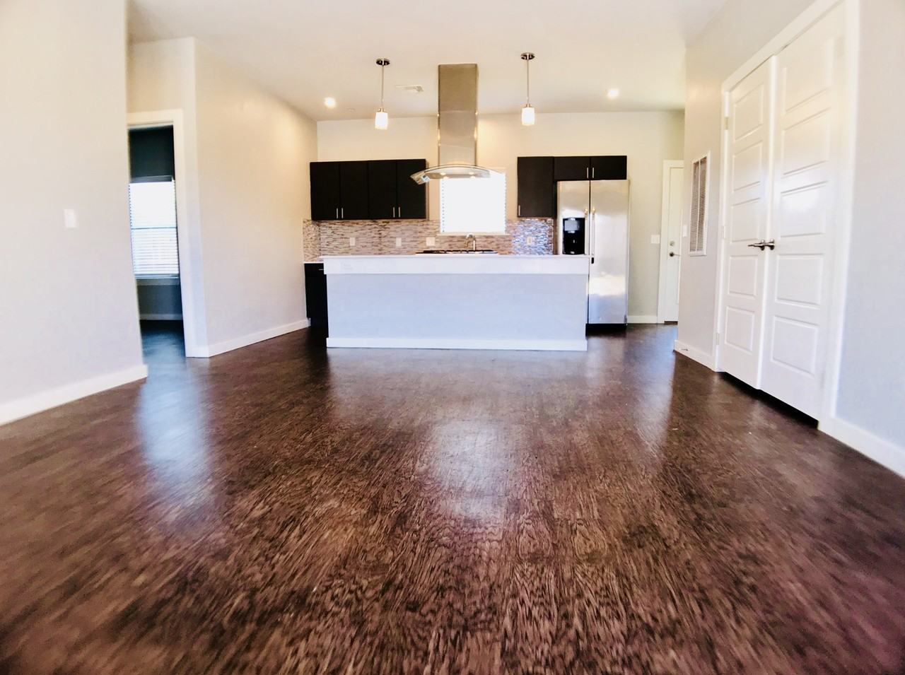 Sebastian Square - Photo 2 of 22