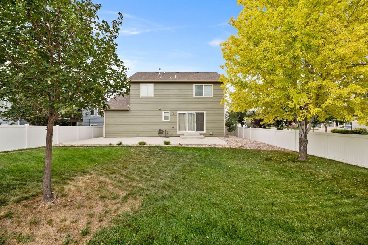 2603 Thoreau Dr - Photo 2 of 25