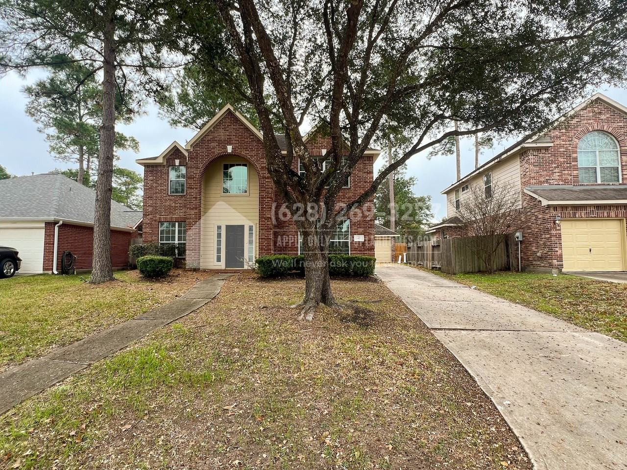 6411 Sparrows Glen Ln - Photo 3 of 9