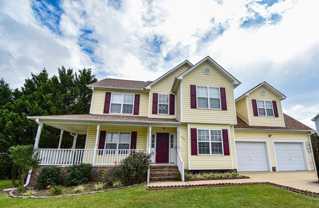 135 Lenoir Dr - Photo 1 of 1