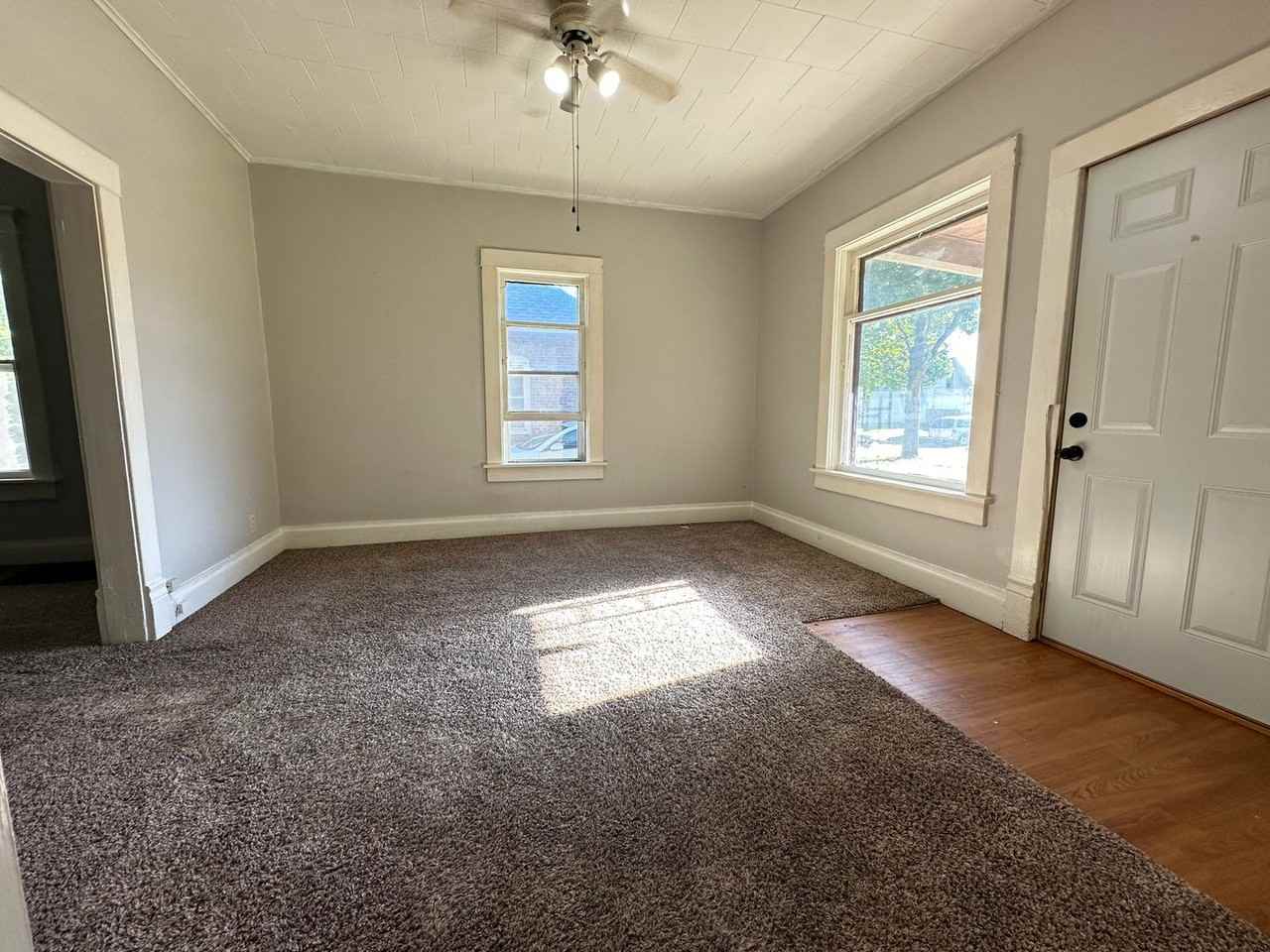 1121 S 19th St - Photo 2 of 9
