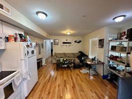 featured image of 4442 Cresson St