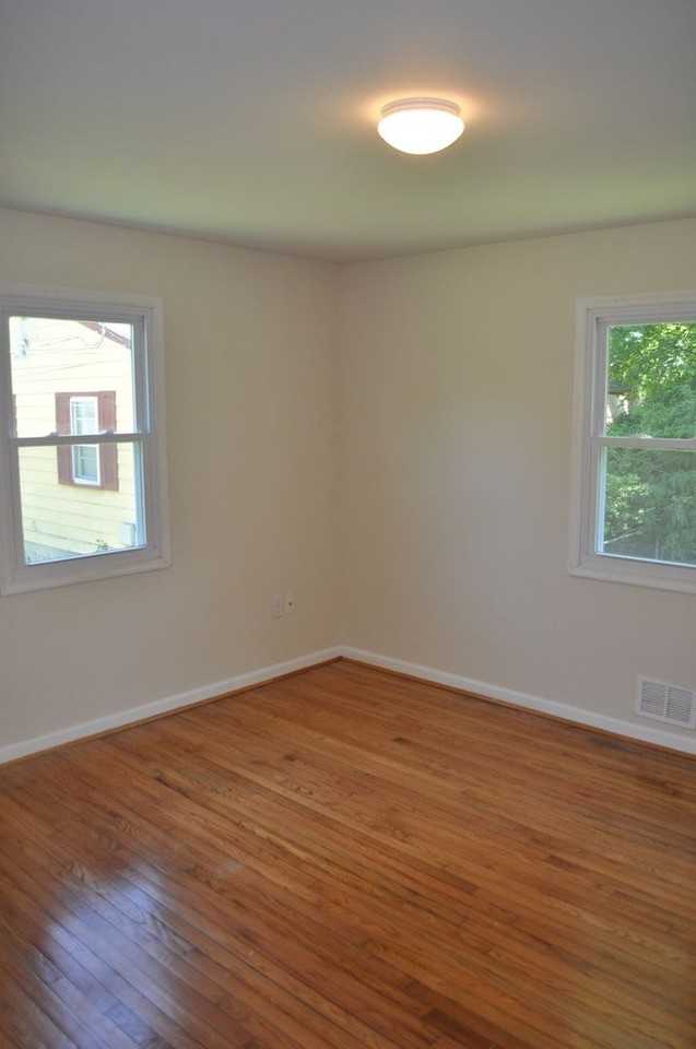 4805 Norwich Rd - Photo 3 of 6