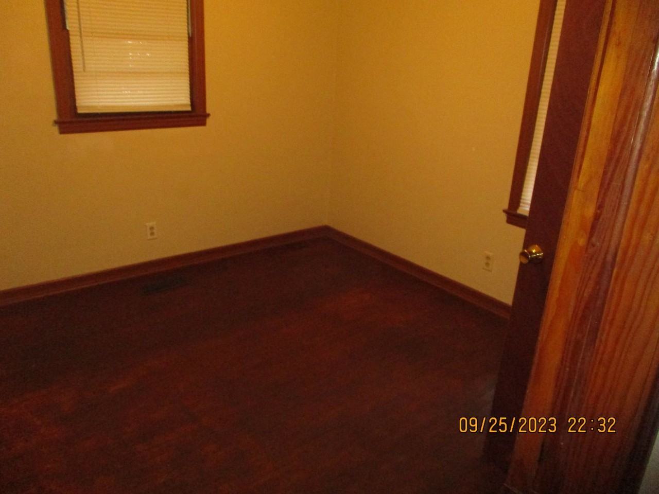 1813 W Gordon Ave - Photo 6 of 6