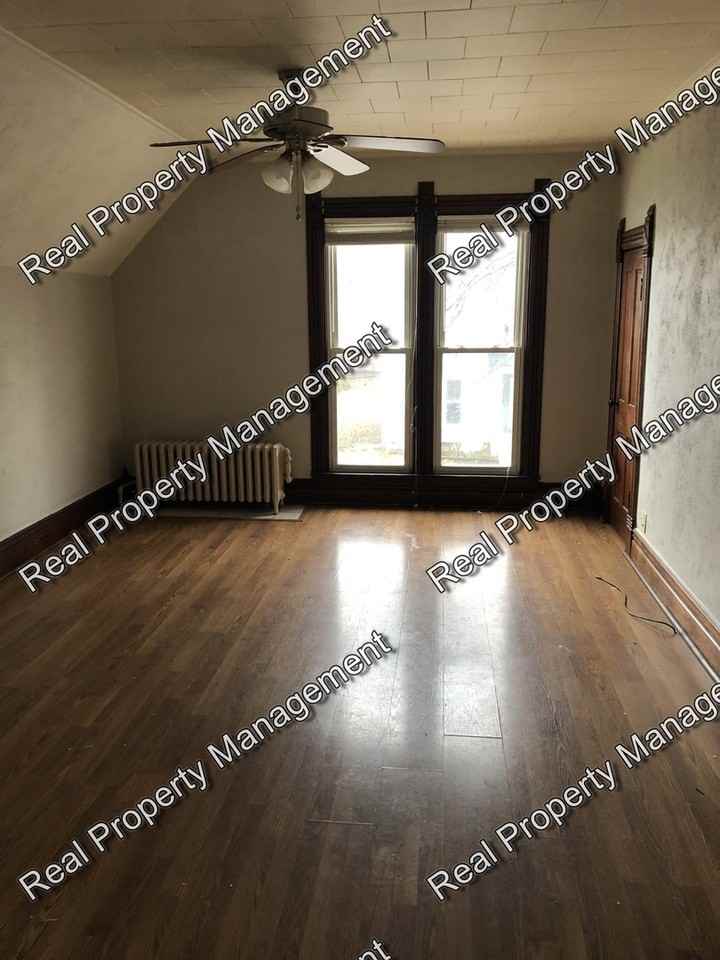 607 Valparaiso St - Photo 5 of 7