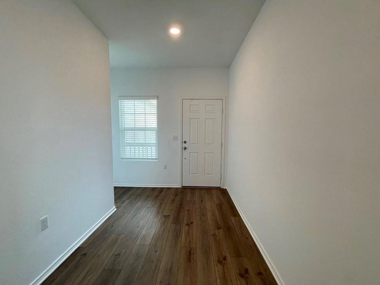 14413 Dora Amelia Cv - Photo 4 of 33