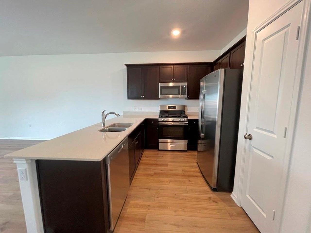 14413 Dora Amelia Cv - Photo 7 of 33