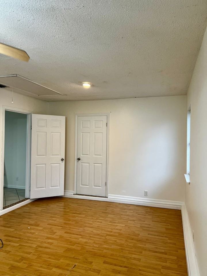 30 Yorktown Rd - Photo 4 of 16