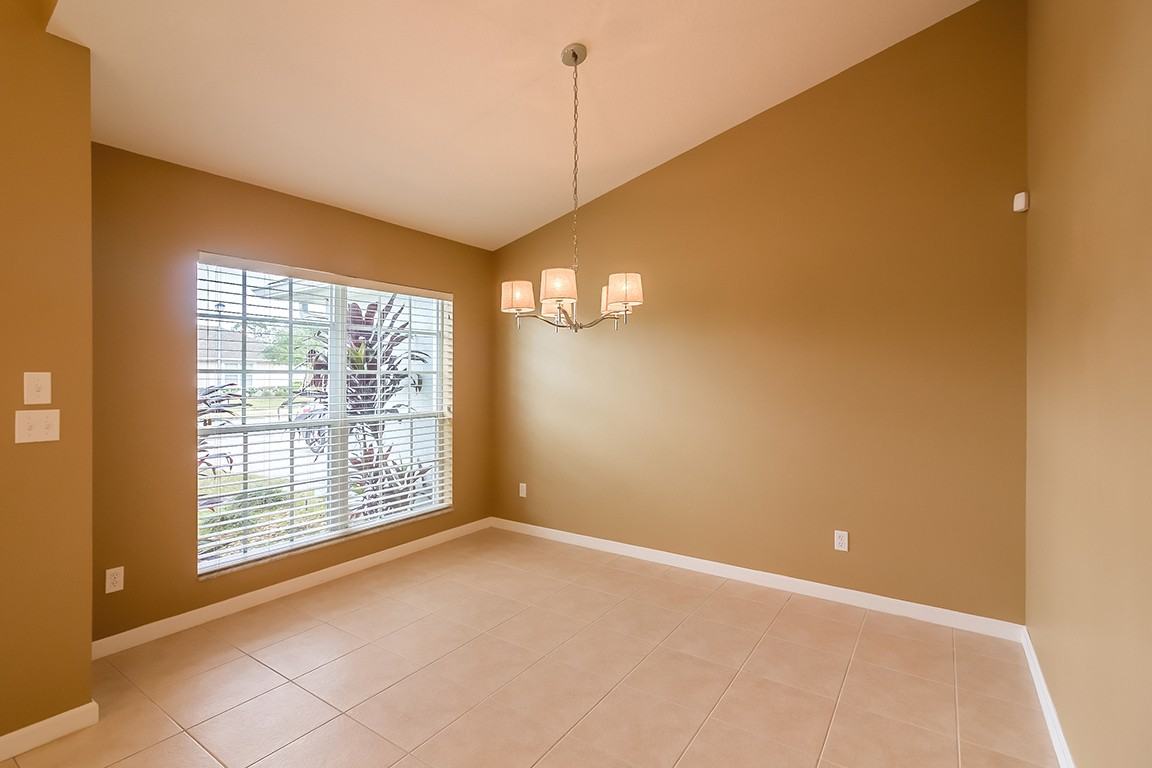 252 Perfect Dr - Photo 3 of 24