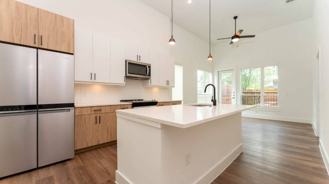 Addison Rd #3355C - Photo 1 of 1