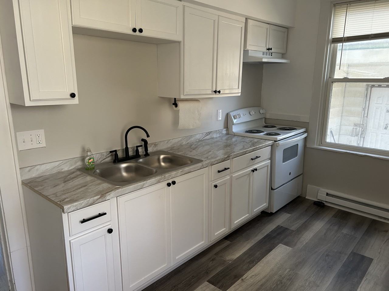 543 Jischke St #NA - Photo 3 of 12