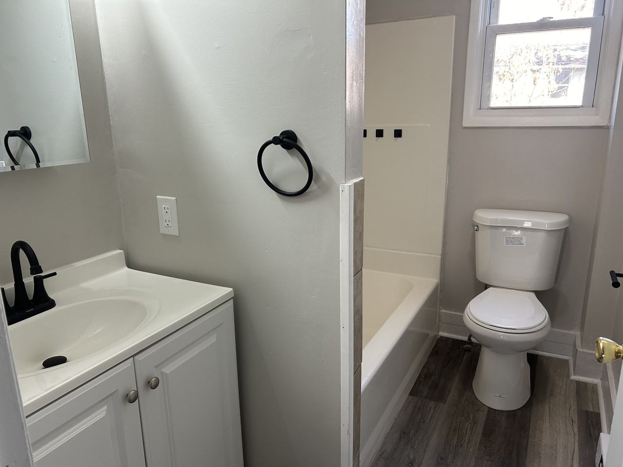 543 Jischke St #NA - Photo 6 of 12
