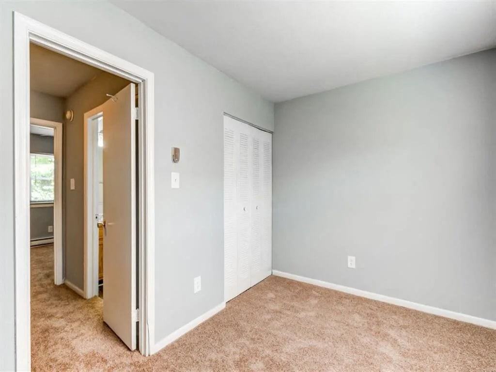 Falling Creek Apartments - Photo 2 of 10