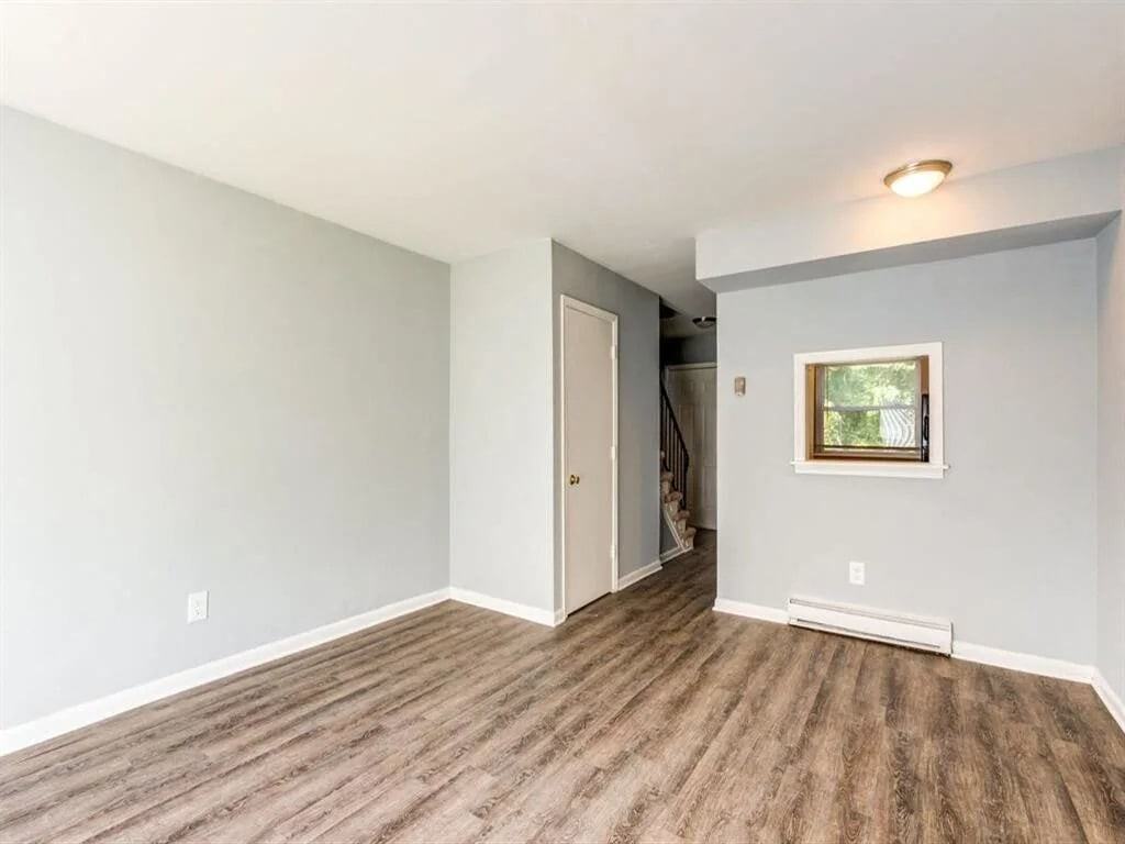 Falling Creek Apartments - Photo 4 of 10