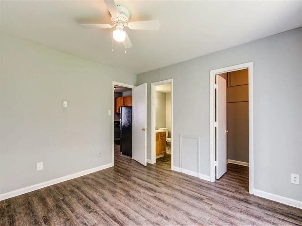 Falling Creek Apartments - Photo 5 of 10