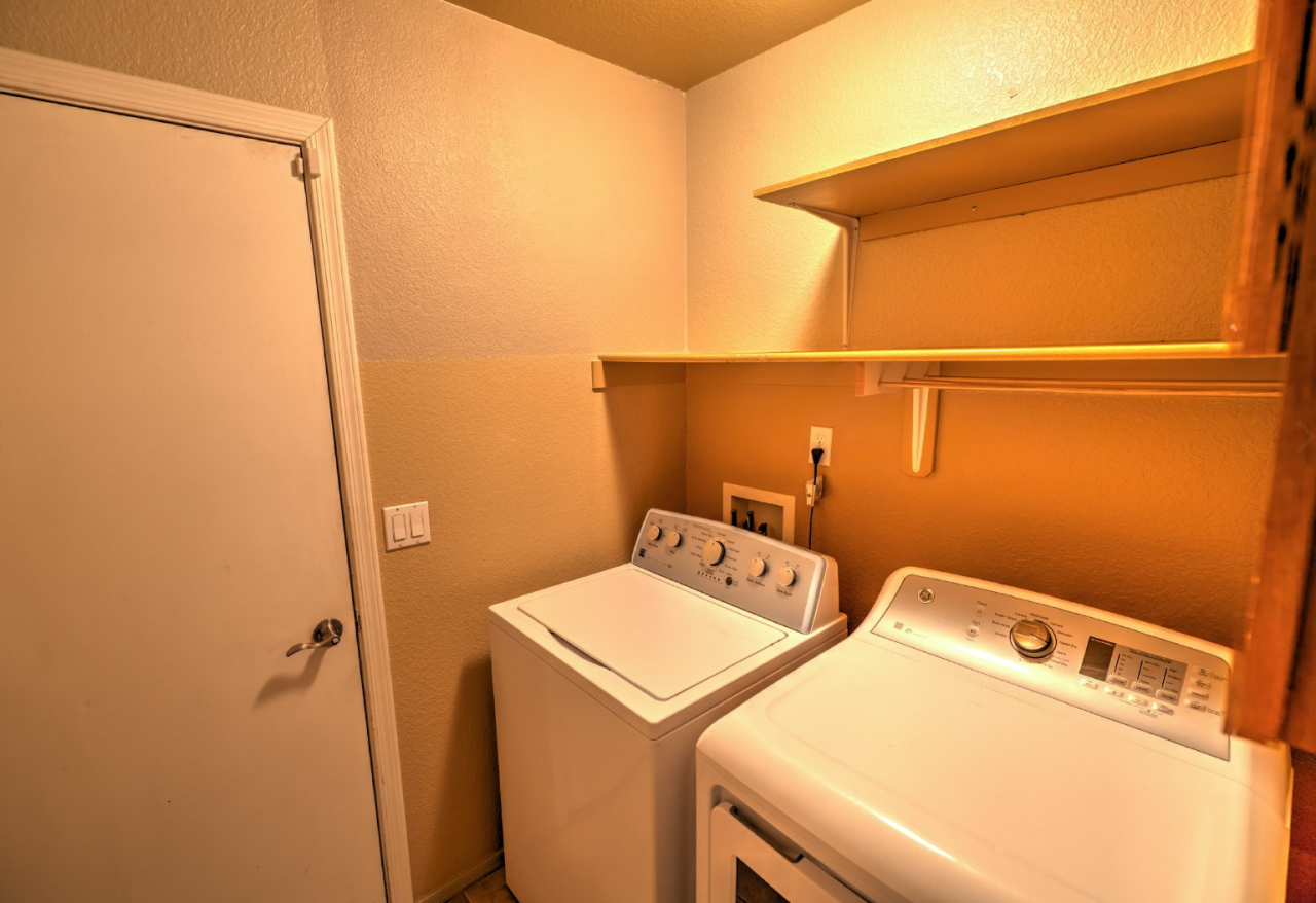 8912 East Pomegranate Street - Photo 3 of 12