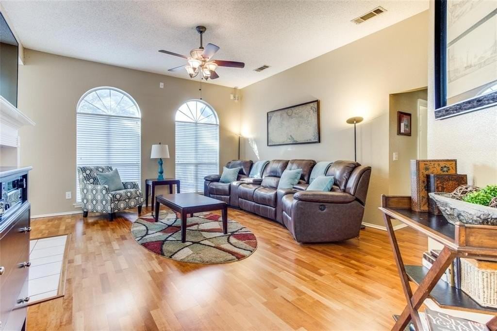 10305 Preston Vineyard Dr - Photo 3 of 20