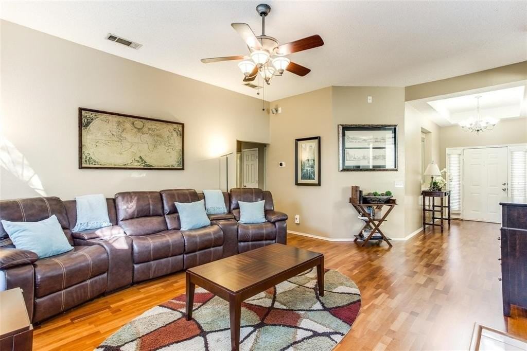 10305 Preston Vineyard Dr - Photo 6 of 20