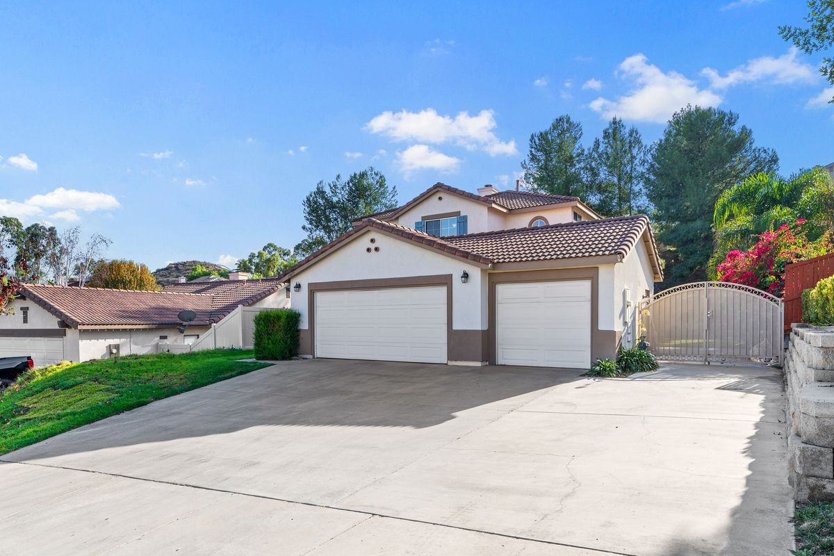 17877 Park Vista Ct - Photo 2 of 13