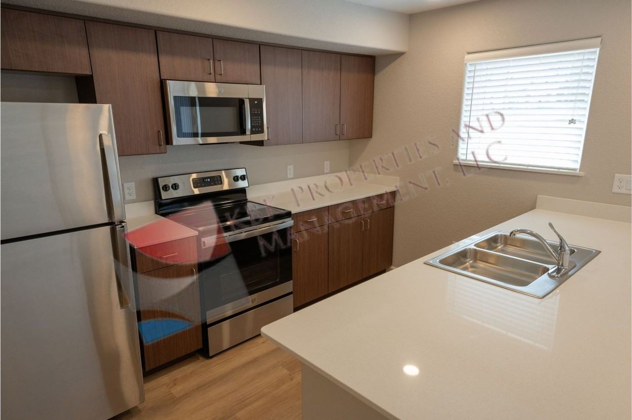 Timberview Apartments - Photo 5 of 27
