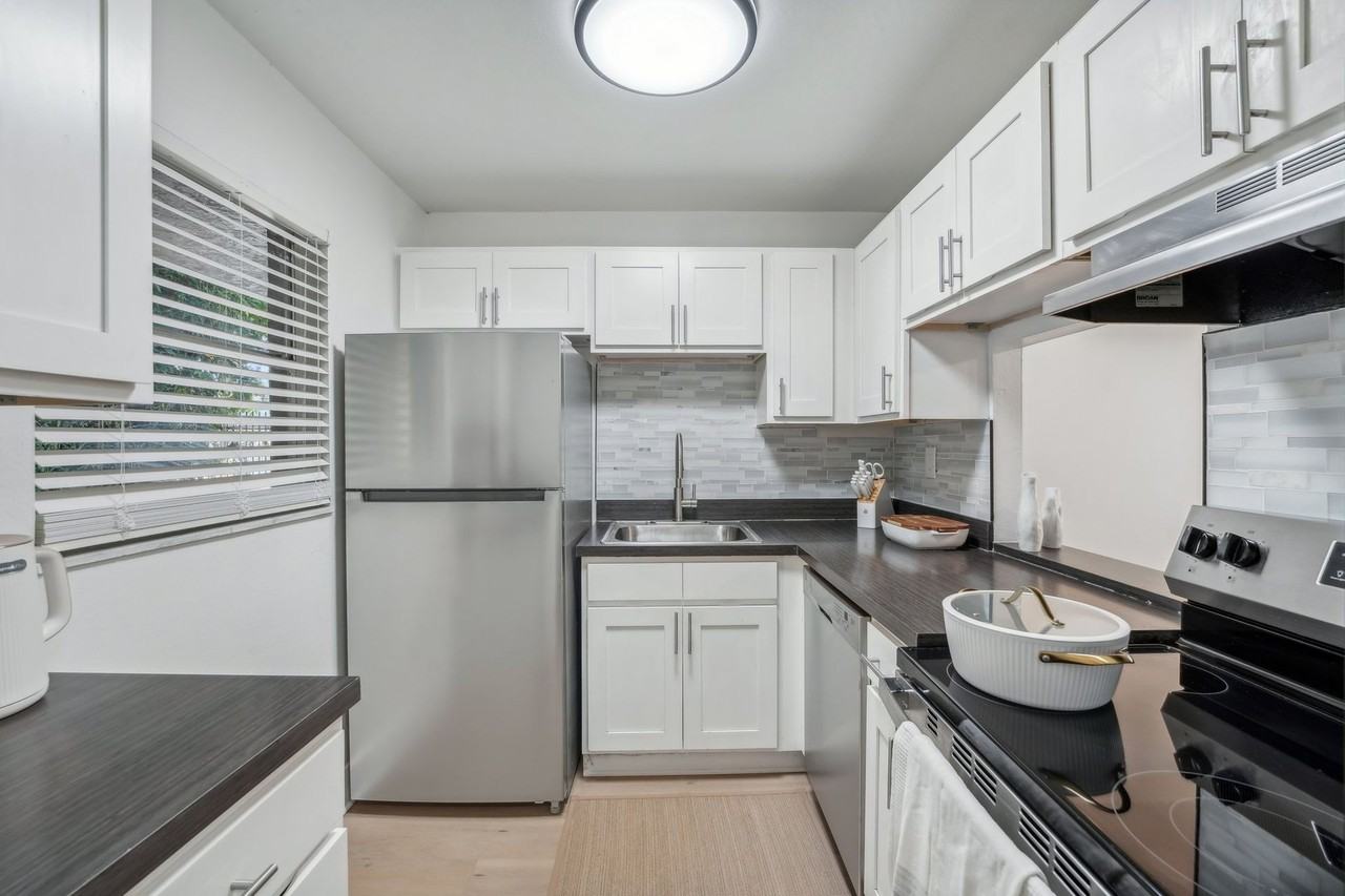 Atlas at Bay Point - Photo 3 of 26