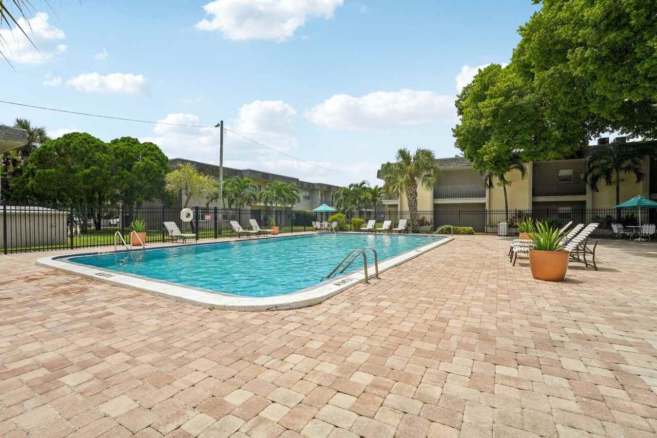 Atlas at Bay Point - Photo 6 of 26