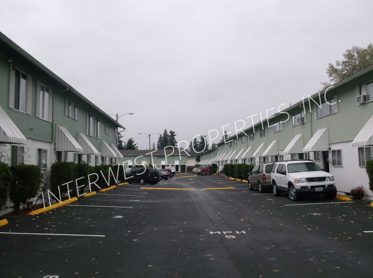 Regency Townhomes - Photo 2 of 12