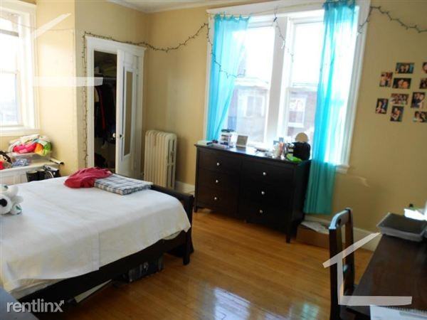 328 Saint Paul St - Photo 3 of 7