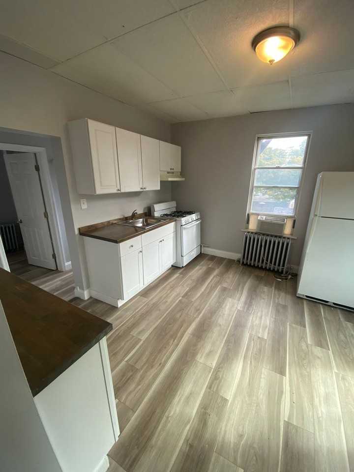 600 Folsom Avenue - Photo 2 of 12