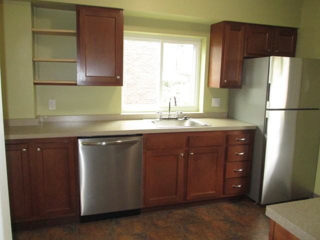 415 Edgewood Ave - Photo 2 of 16