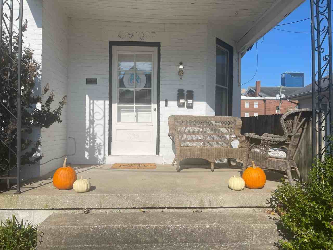 235 Lexington Ave - Photo 3 of 41