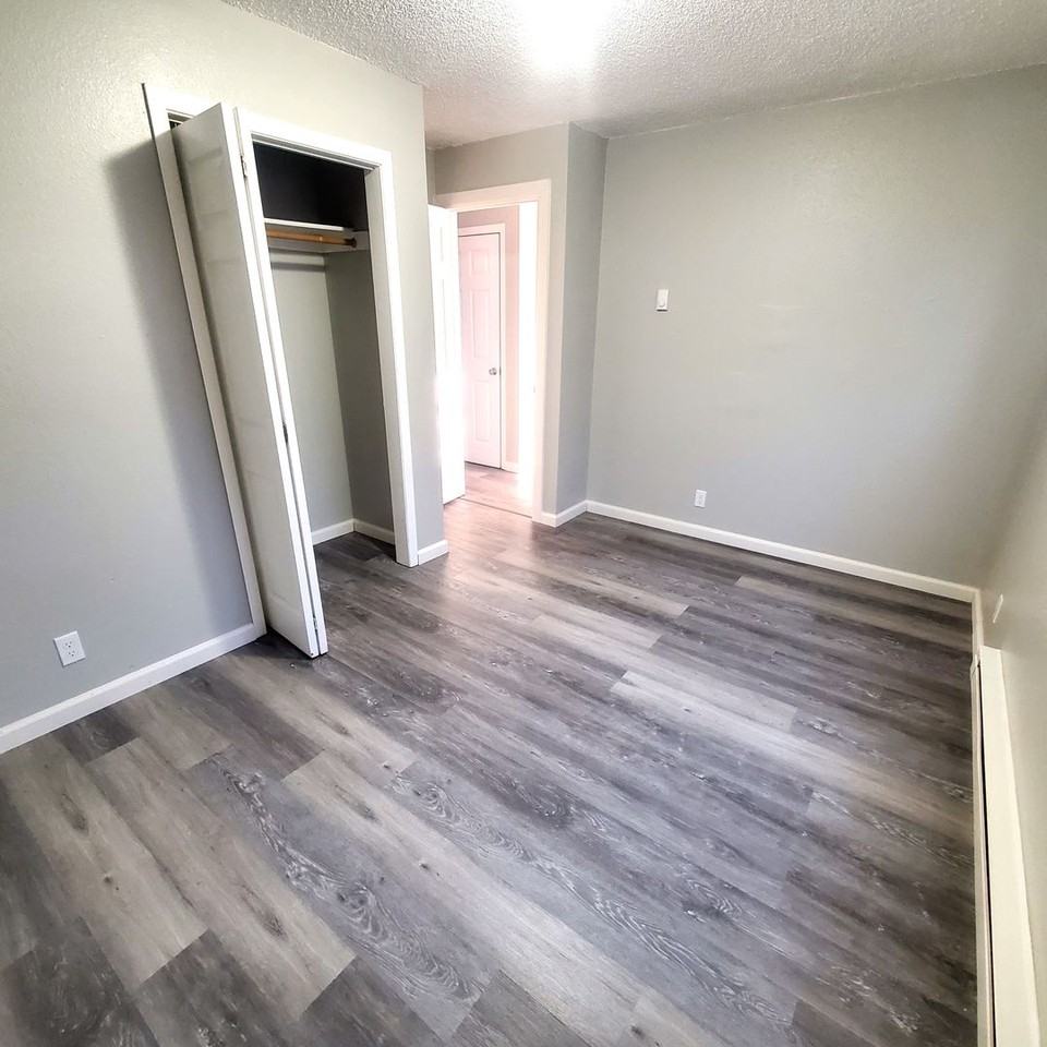 Fowler-1315 12th St. - Photo 2 of 5