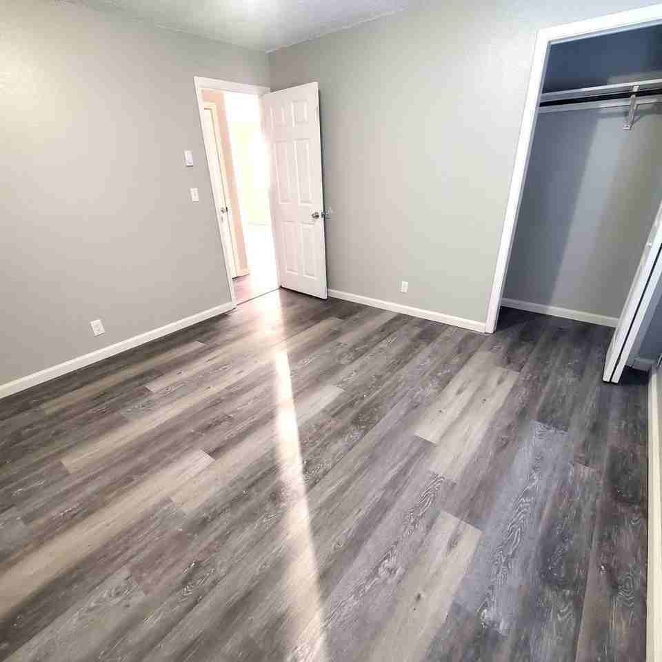 Fowler-1315 12th St. - Photo 3 of 5