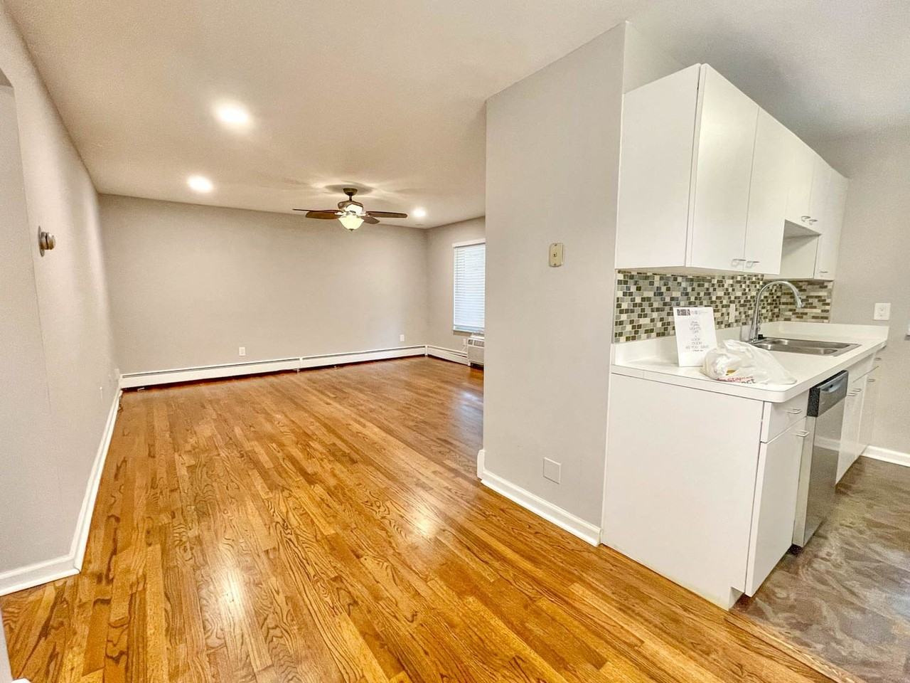 475 S Adams Rd - Photo 6 of 22