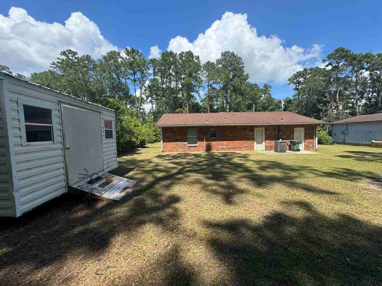 1307 Callen St - Photo 2 of 25