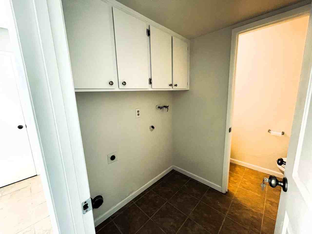 627 Lassen Way - Photo 5 of 15