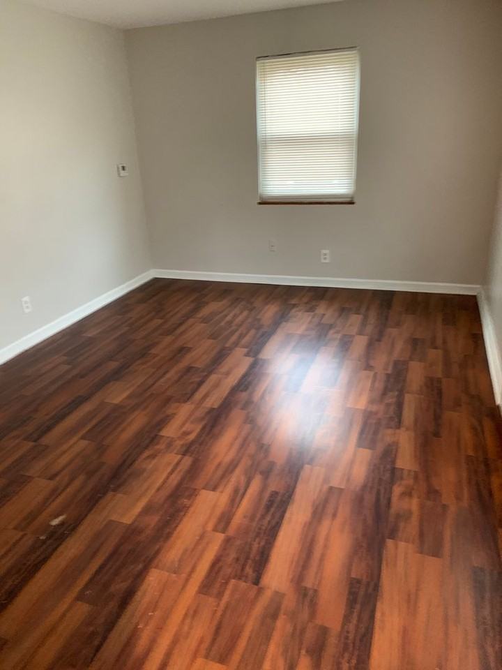 1145 Jennie Ln - Photo 2 of 32