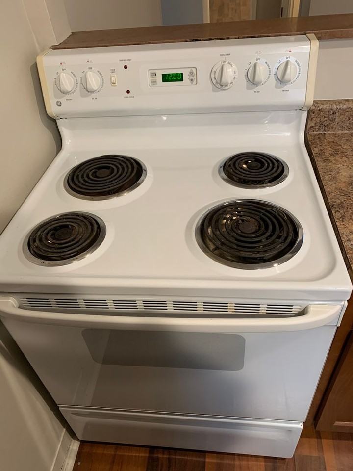 1145 Jennie Ln - Photo 5 of 32