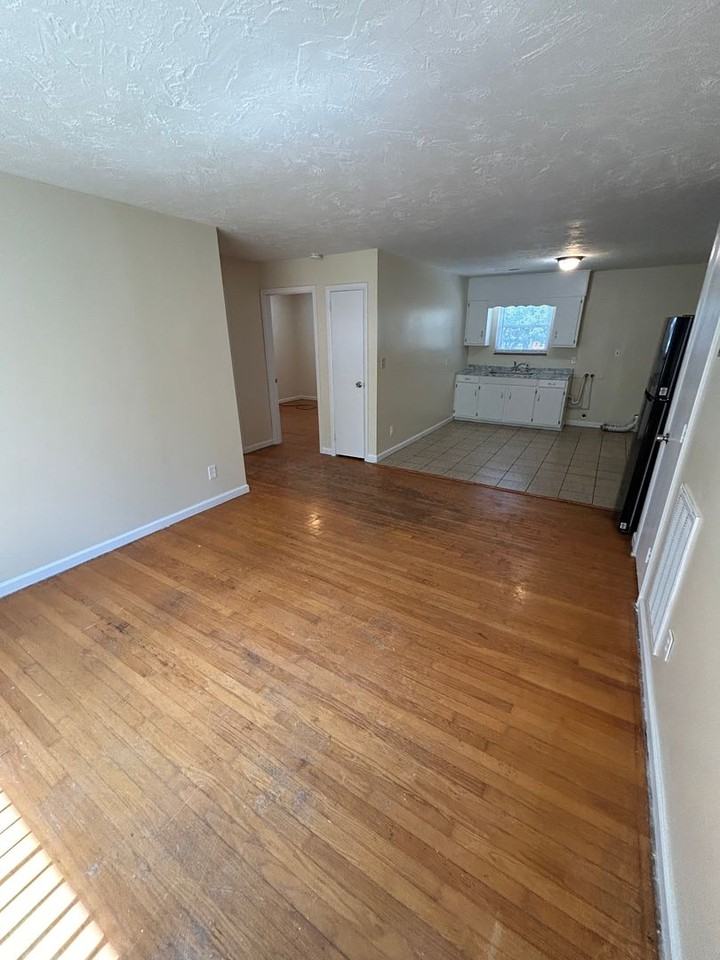 504-506 Union Ave - Photo 2 of 9