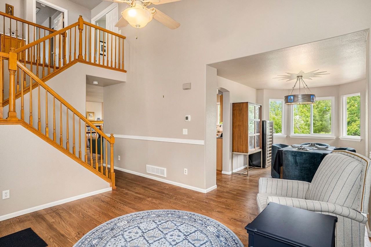 6039 W Prentice Ave - Photo 3 of 24